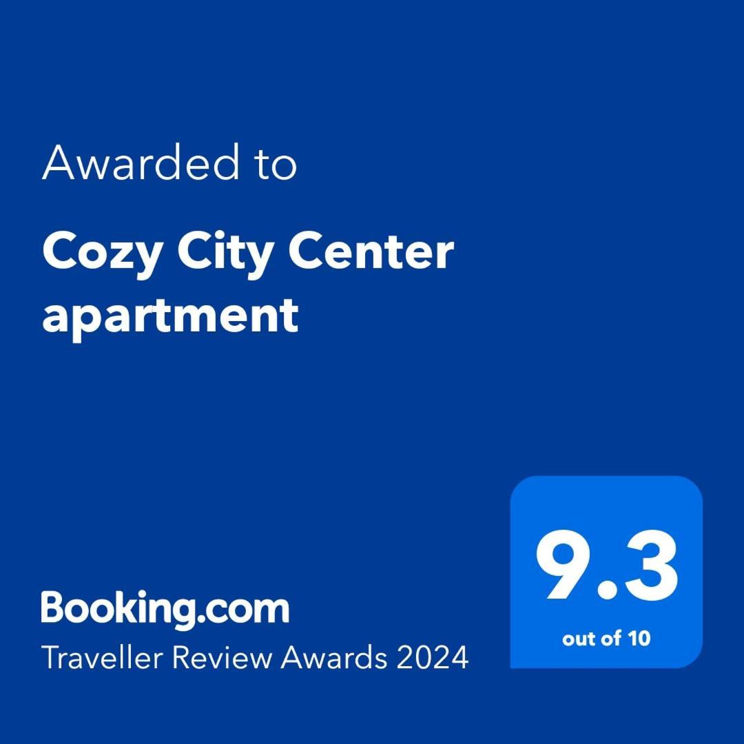 פריזרן Cozy City Center Apartment מראה חיצוני תמונה